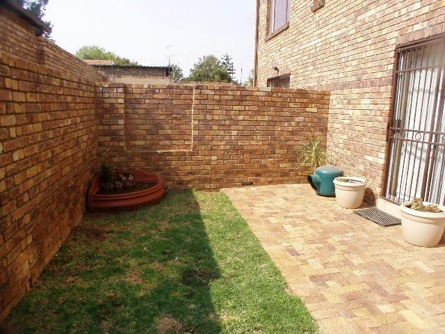 2 Bedroom Townhouse in Halfway Gardens
