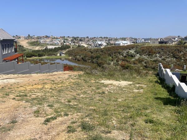 711 m² Land
