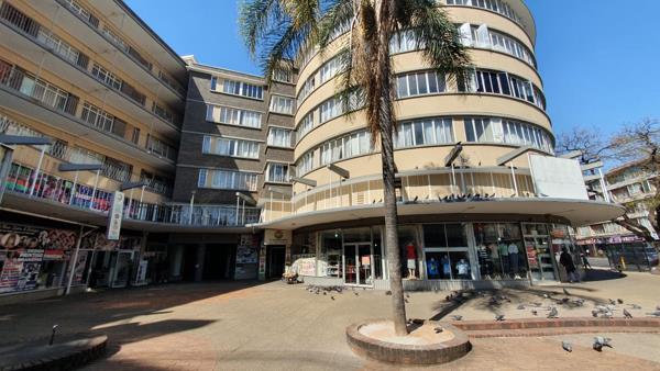 131  m² Commercial space