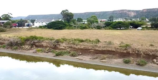7 852 m² Land