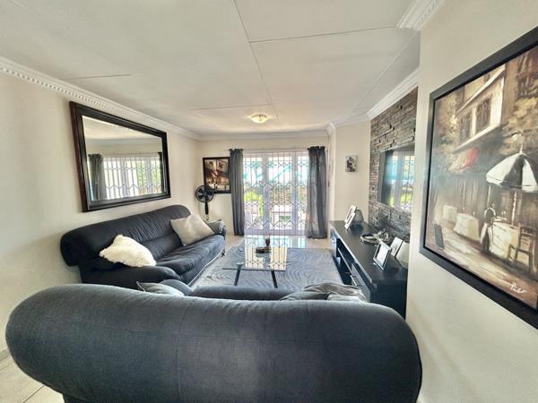 2 Bedroom Simplex