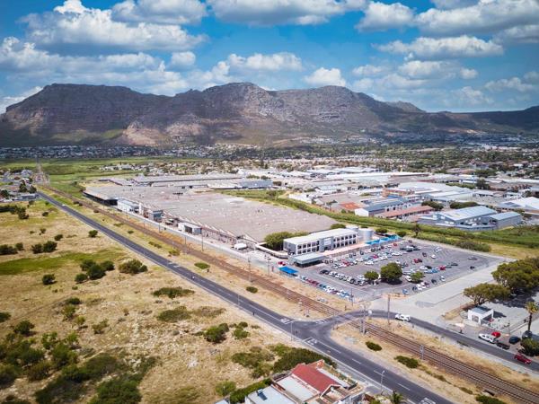 1 517  m² Industrial space