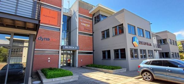 262  m² Commercial space