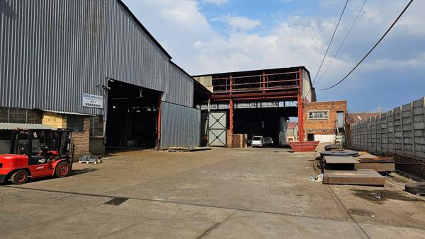 1 500  m² Industrial space