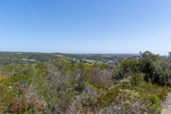 700 m² Land