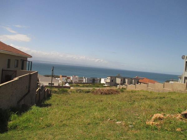 690 m² Land