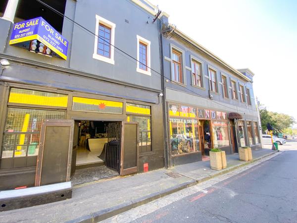 1 069  m² Commercial space