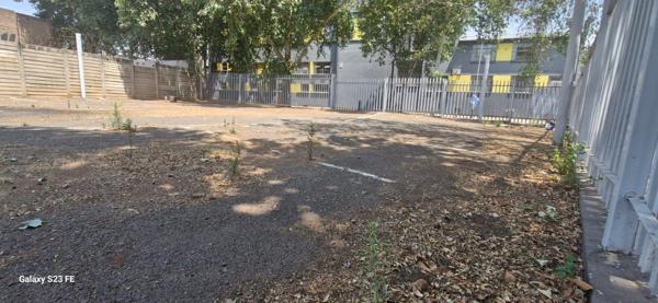 491  m² Industrial space