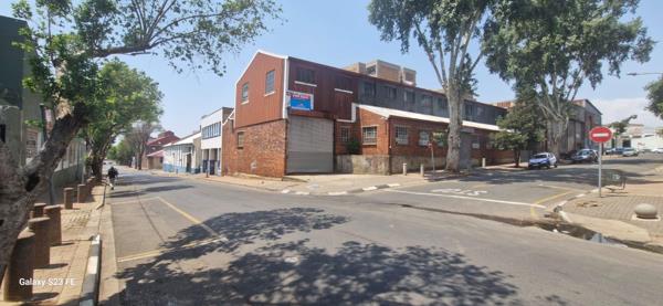 2 200  m² Industrial space