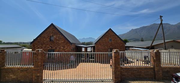 2.5 Bedroom House
