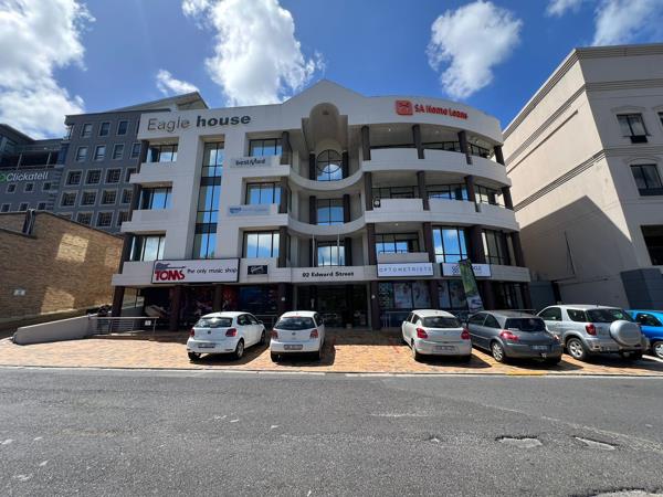 161.8  m² Commercial space