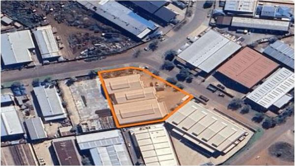 648  m² Industrial space