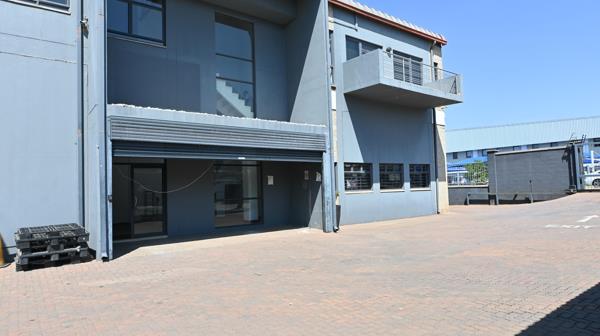 1 850  m² Industrial space