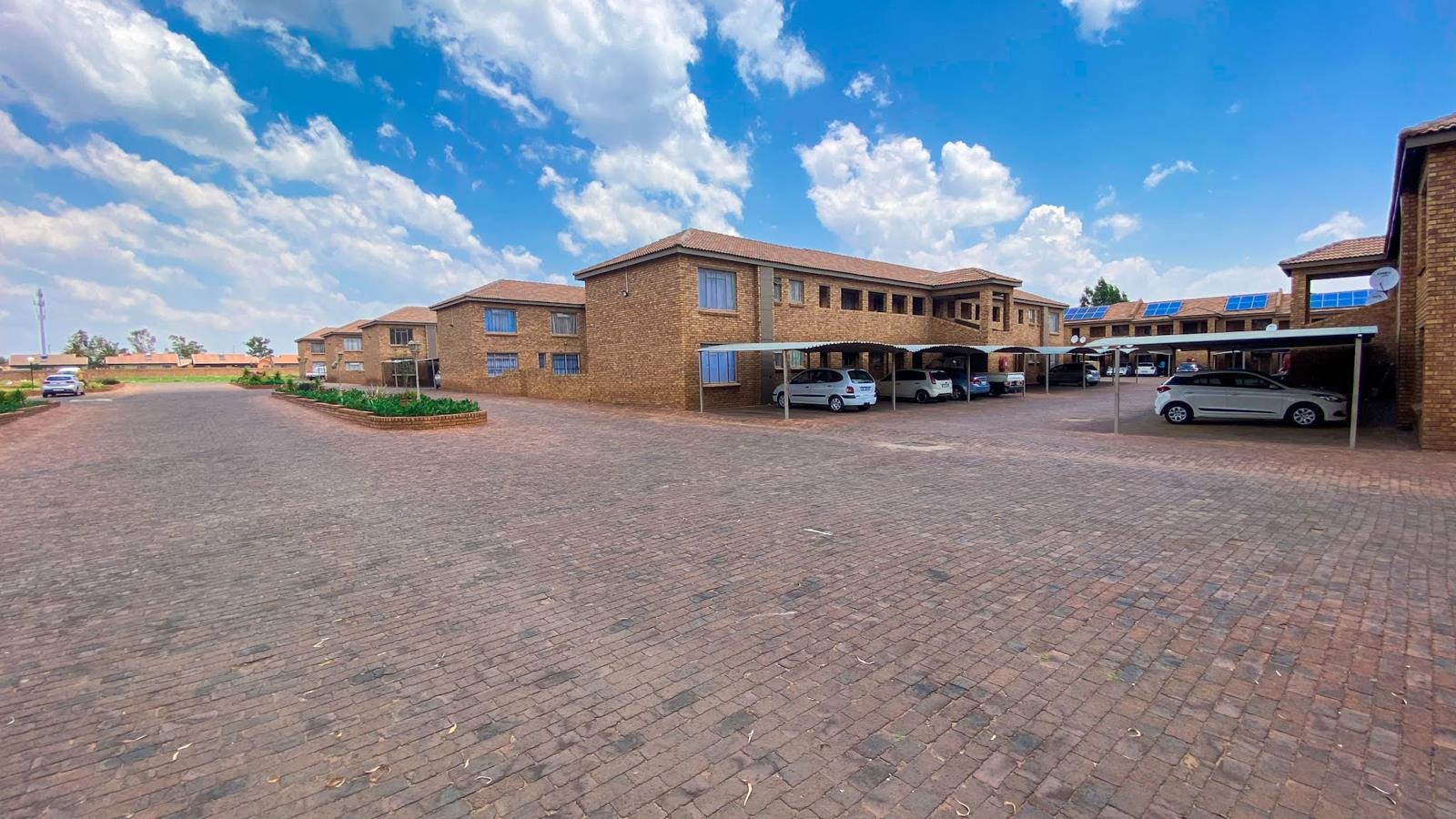 Apartment in Krugersrus - View 2