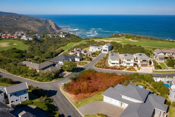 1 037 m² Land
