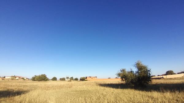 912 m² Land