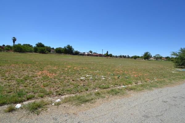 833 m² Land