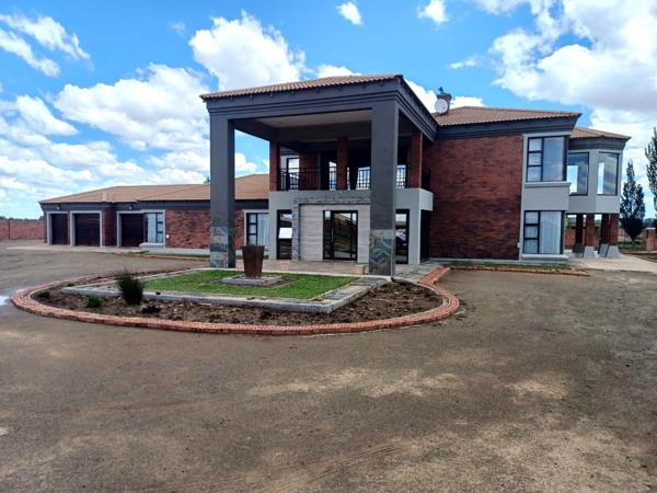 10 Bedroom House