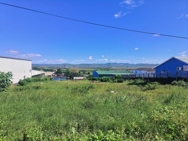 2 023 m² Land