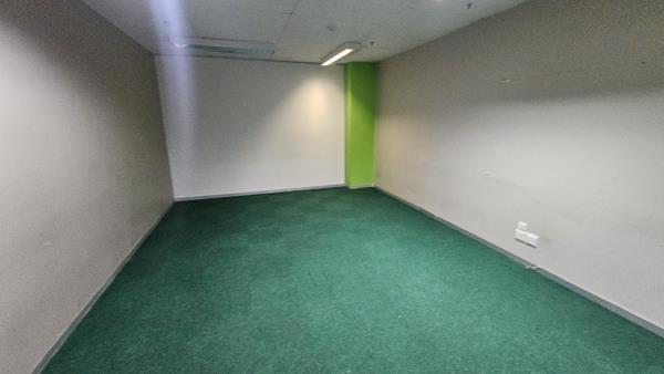 211.2  m² Office Space