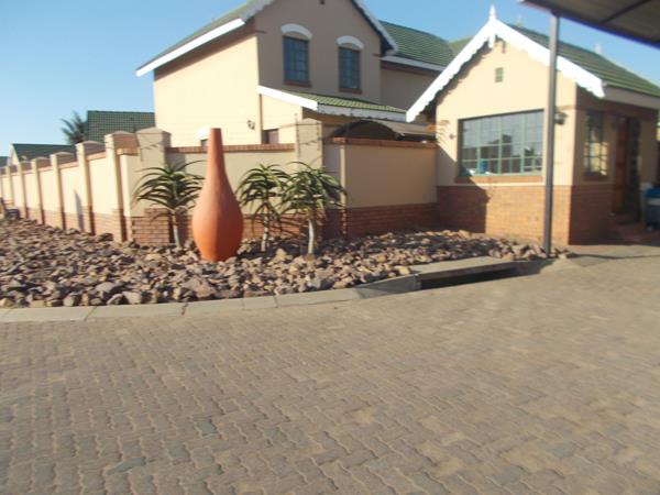 3 Bedroom Simplex