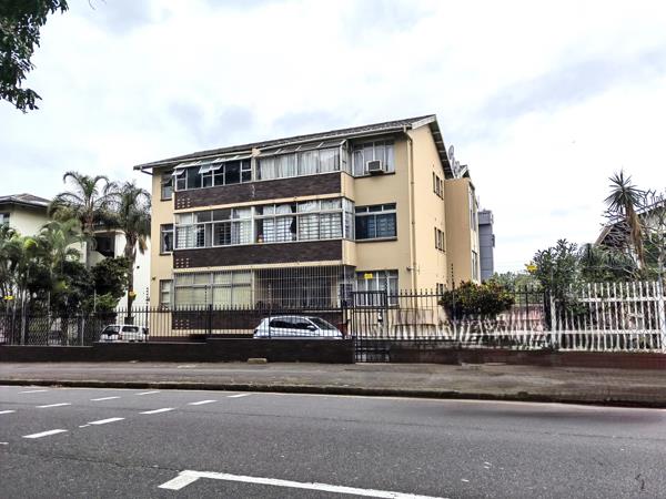 1.5 Bedroom Apartment