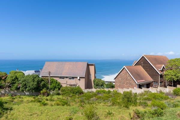 750 m² Land