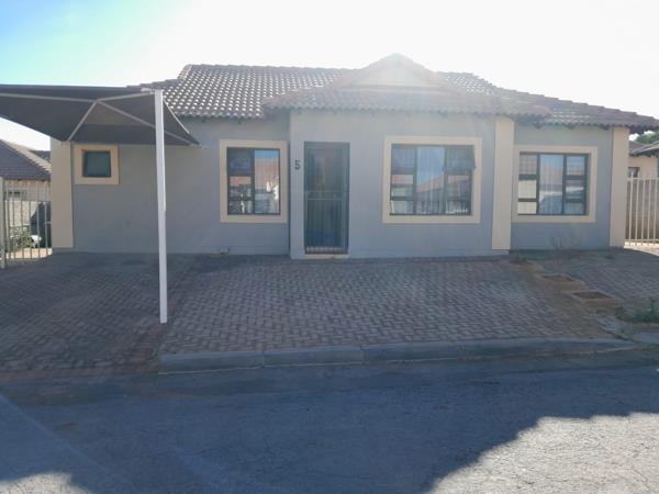 1 Bedroom House