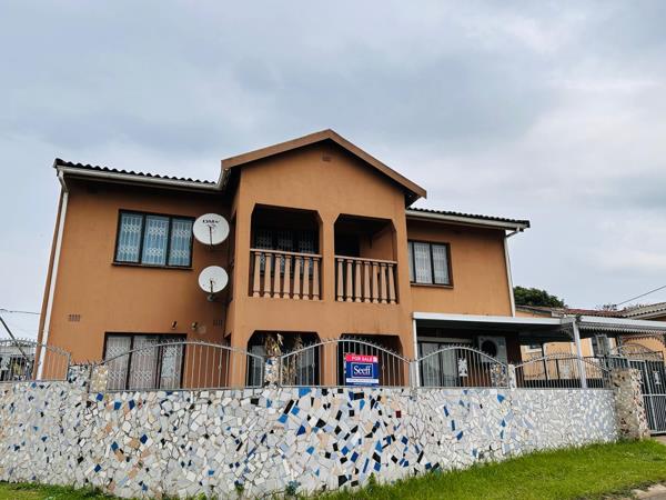 6 Bedroom House
