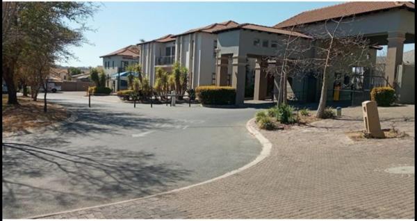 1 094 m² Office Space