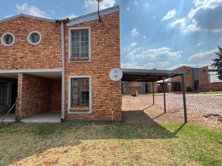 3 Bedroom Townhouse