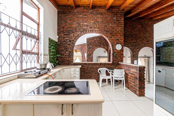 5 Bedroom House