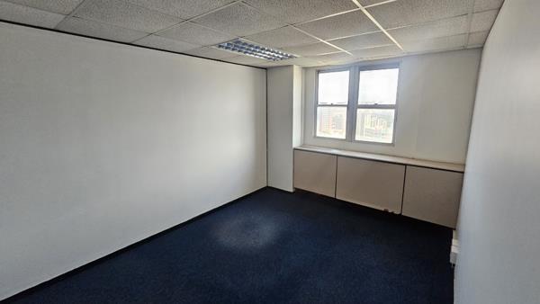 264  m² Office Space