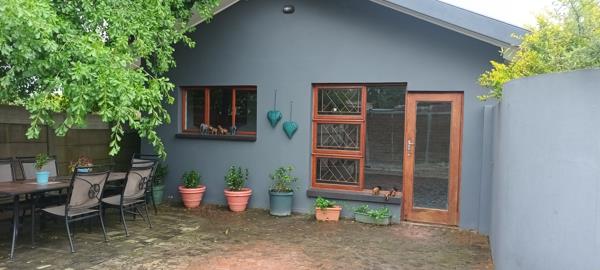 1 Bedroom Garden Cottage