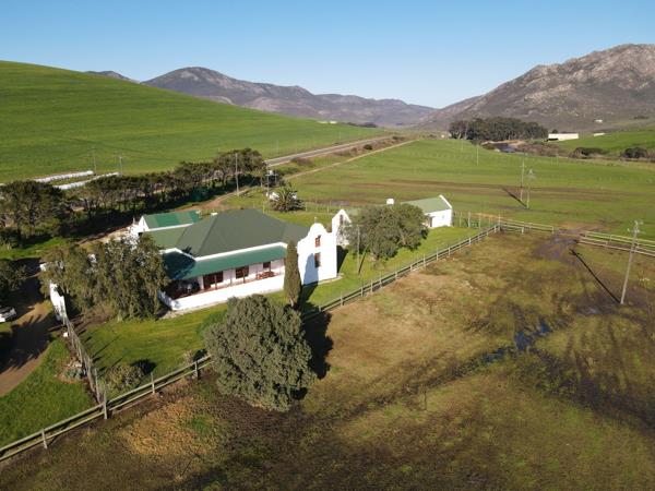 245 ha Farm with House