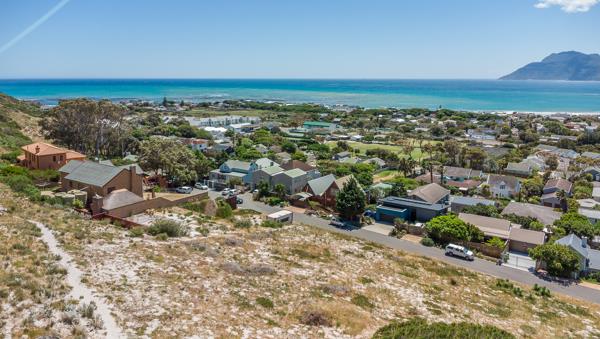 637 m² Land