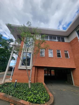 720  m² Office Space