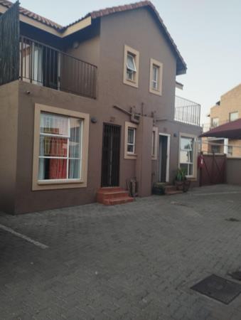 2 Bedroom Townhouse