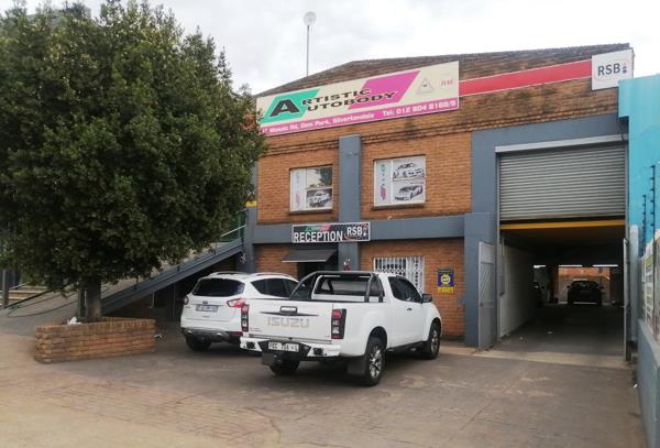 595 m² Commercial space