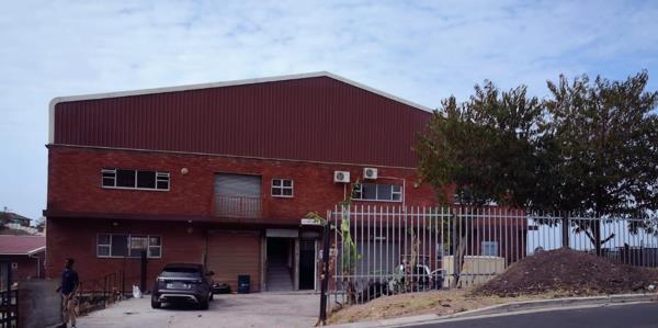 320 m² Industrial space