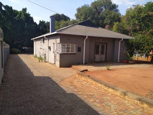 140.5 m² Commercial space