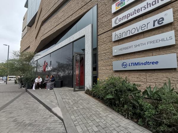 718  m² Office Space