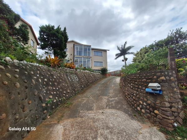 9 Bedroom House