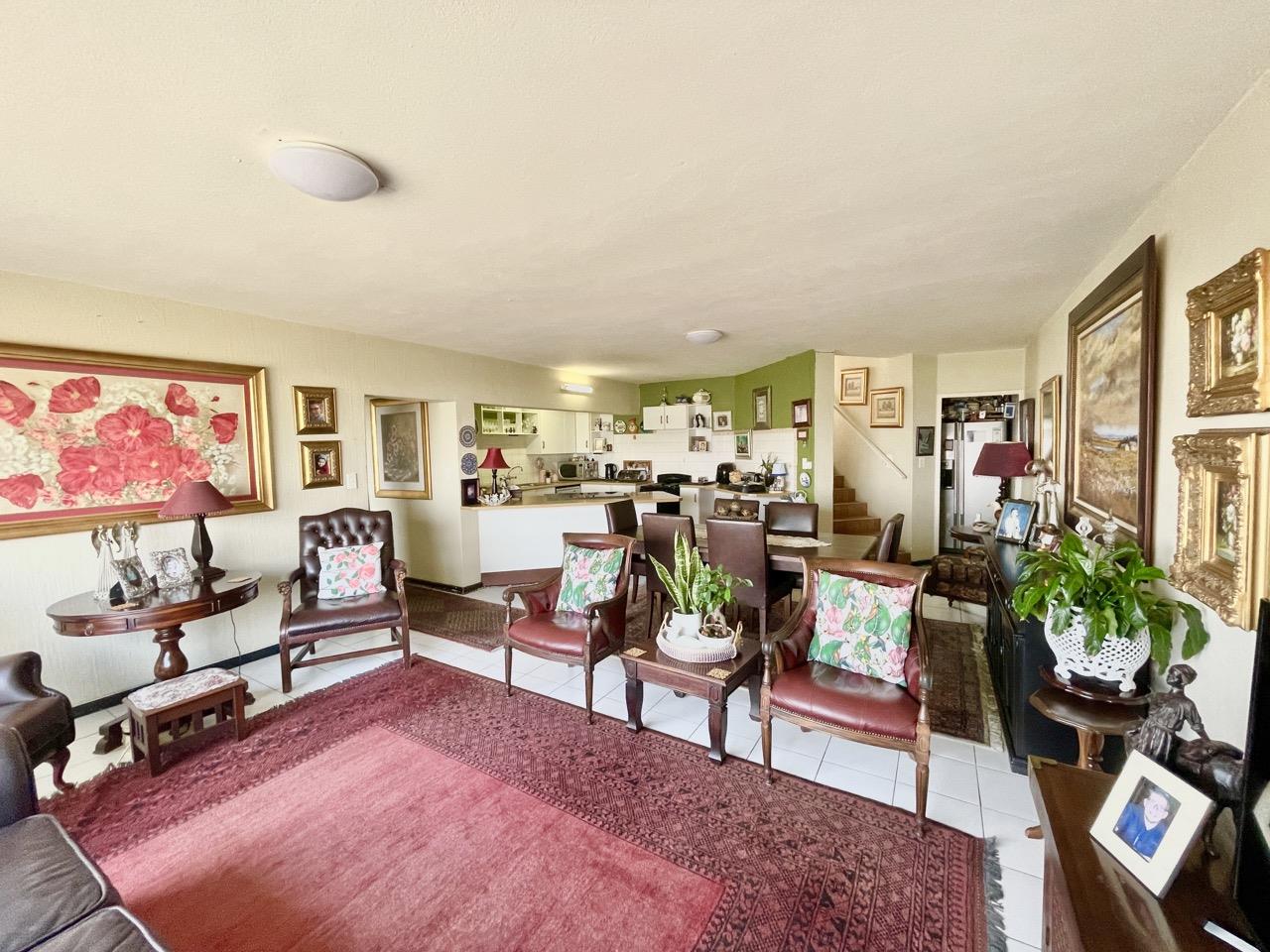 2 Bedroom Apartment in Windsor East