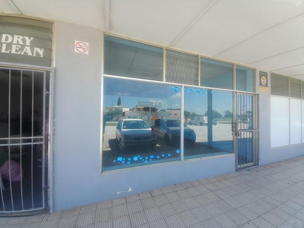 52  m² Commercial space