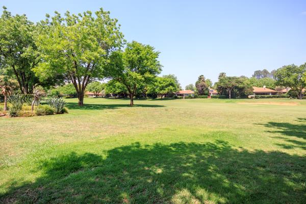 548 m² Land