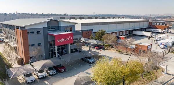 6 482  m² Industrial space