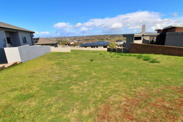 585 m² Land