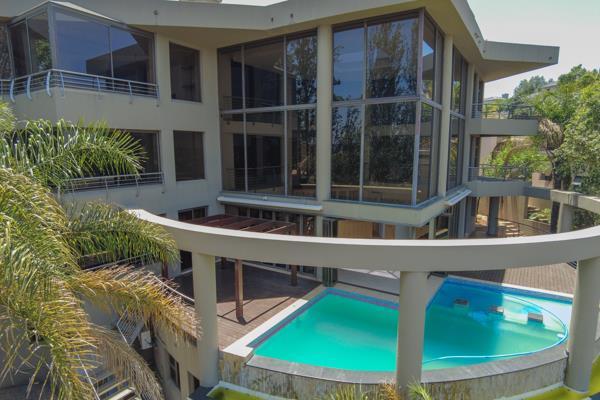 6 Bedroom House