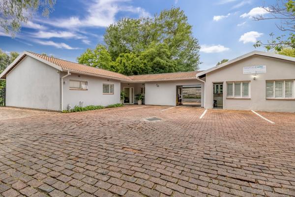 267  m² Commercial space